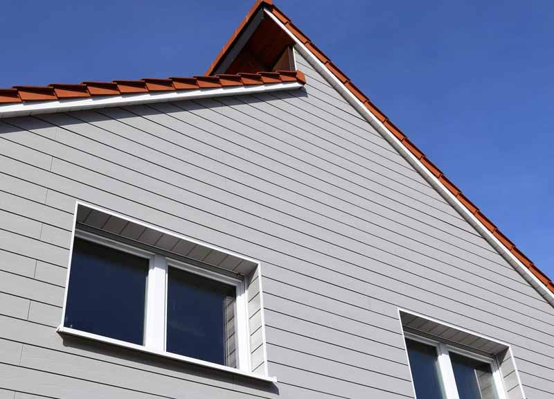 Ravalement peinture façade - LE BON COUVREUR 77 : Peintre sur Meaux et la Seine-et-Marne (77) :  nettoyage, démoussage, traitement anti-mousse, ravalement peinture façade imperméabilisation hydrofuge façade . Intervention sur Meaux et la Seine-et-Marne (77)